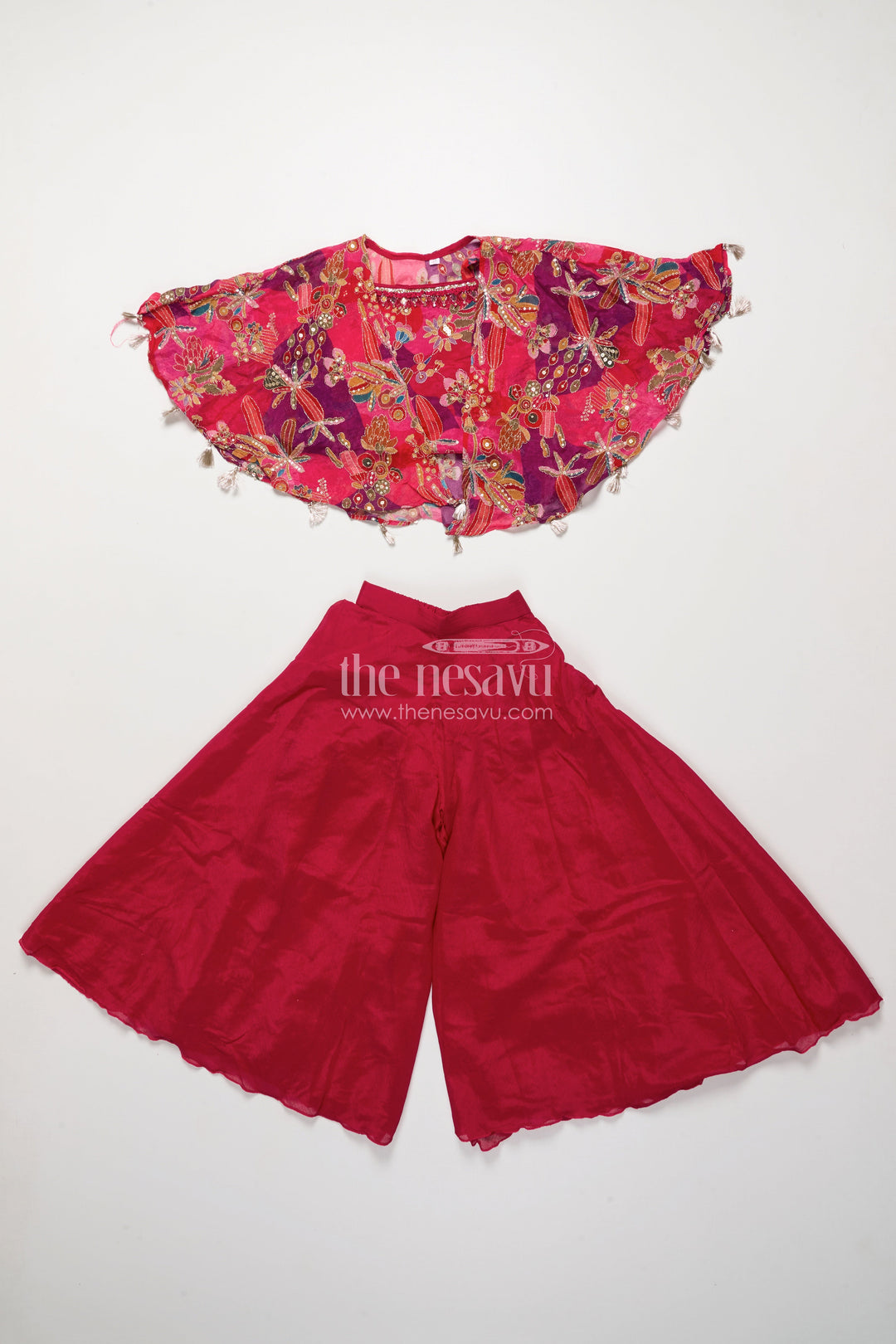 The Nesavu Girls Sharara / Plazo Set Girls Sharara Set for Weddings and Festive Occasions Nesavu 24 (5Y) / Red GPS880A-24 Nesavu girls sharara set embroidered cape top weddings festive parties