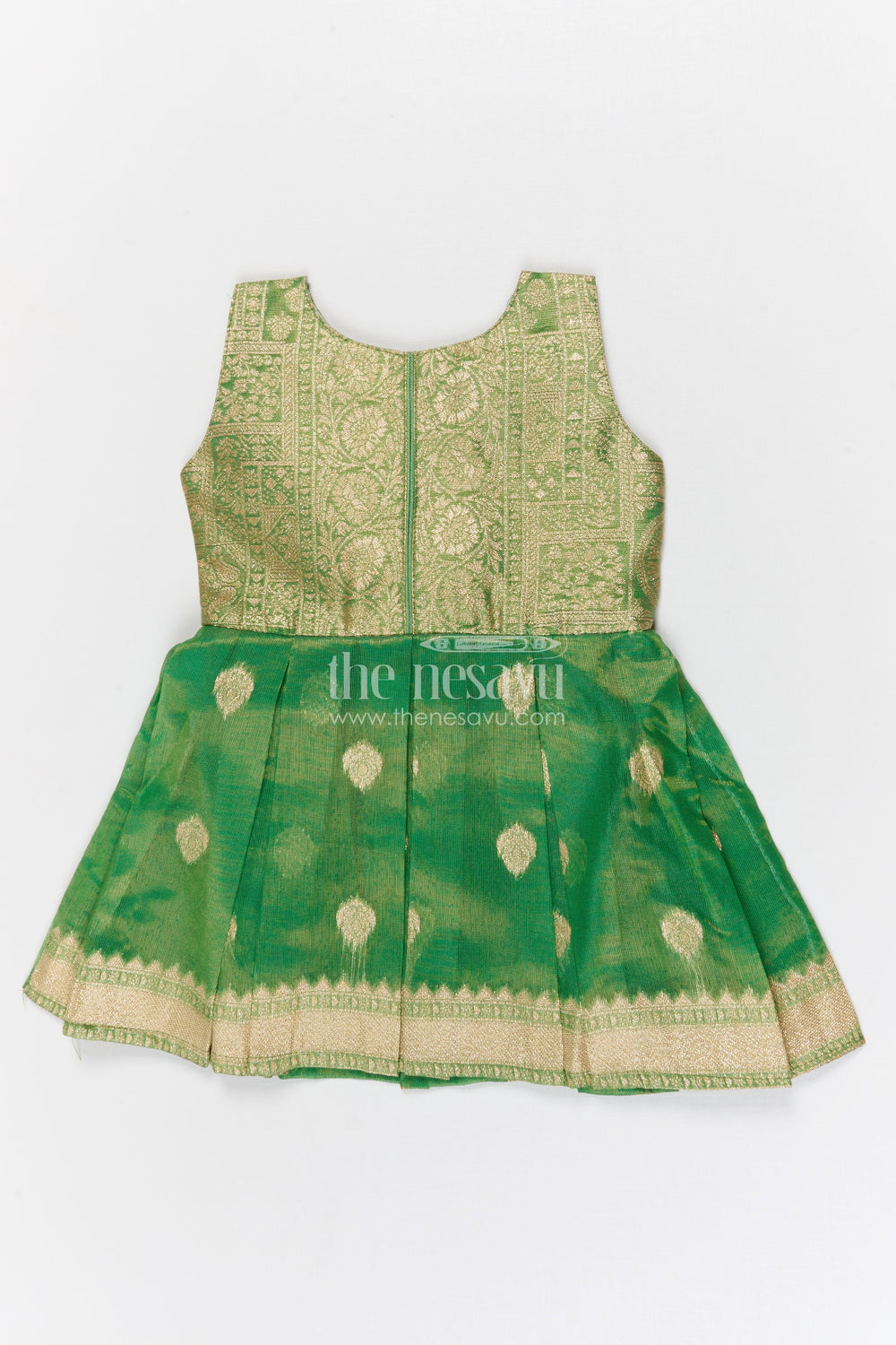 The Nesavu Silk Frock Girls Silk Frock for Traditional Functions and Festive Wear Nesavu 16 (1Y) / Green / Silk Blend SF1131A-16 Nesavu girls blend silk frock with tissue skirt for festive occasions