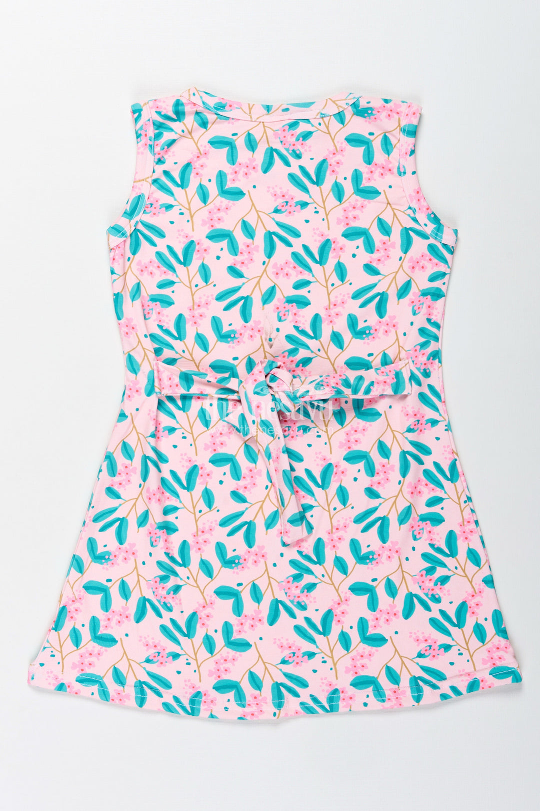 The Nesavu Girls Cotton Frock Girls Sleeveless Cotton Frock with Floral Print for Summer Outings Nesavu Nesavu Girls Cotton Frock Green Floral Print Sleeveless Summer Dress Toddlers