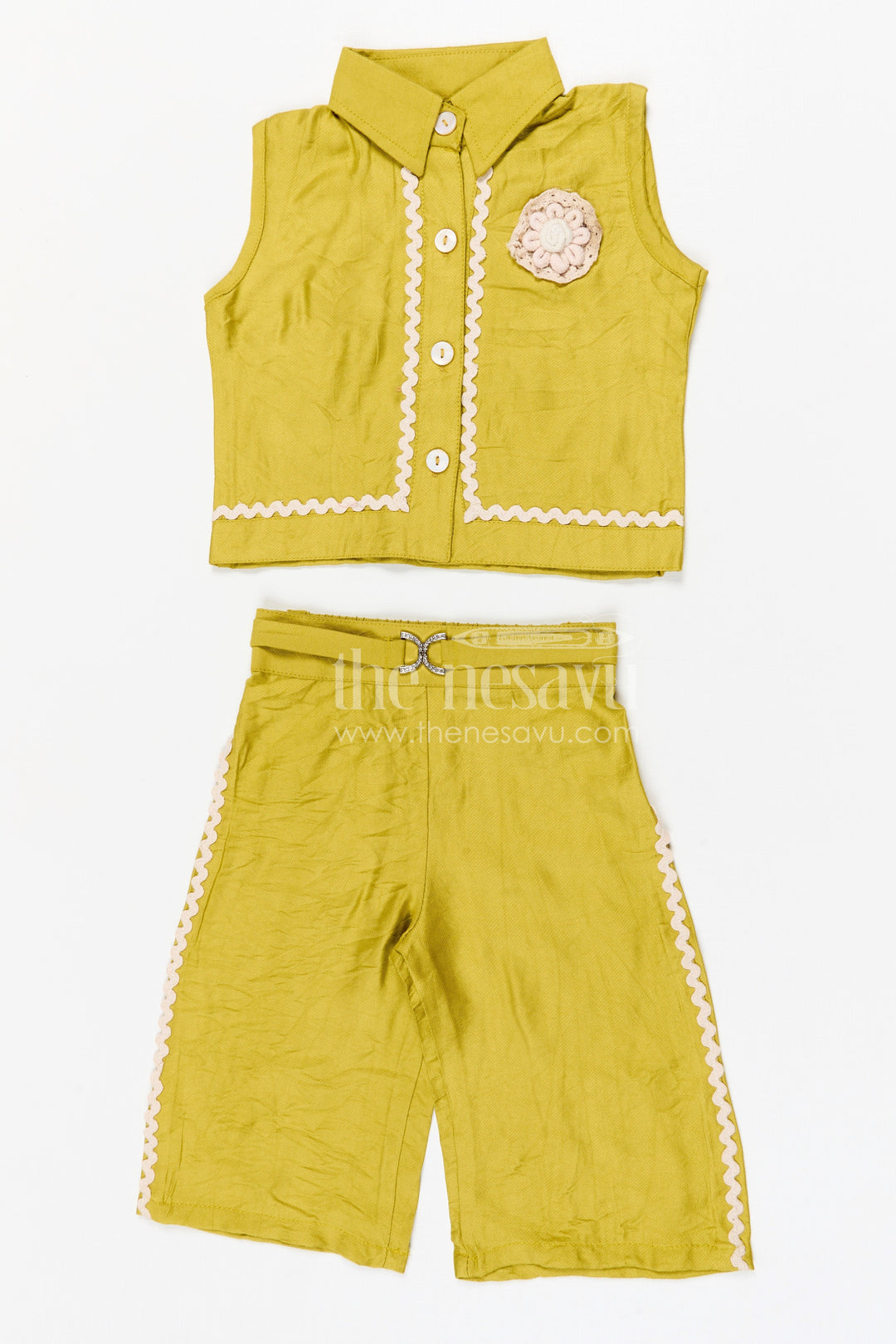 The Nesavu Girls Co-Ord Sets Girls Stylish Bubble Crepe Co-ord Set for Summer Outings and Casual Celebrations Nesavu 18 (2Y) / Green / Bubble GCS018A-18 Nesavu girls bubble crepe co-ord set for summer outings casual wear and stylish kids fashion