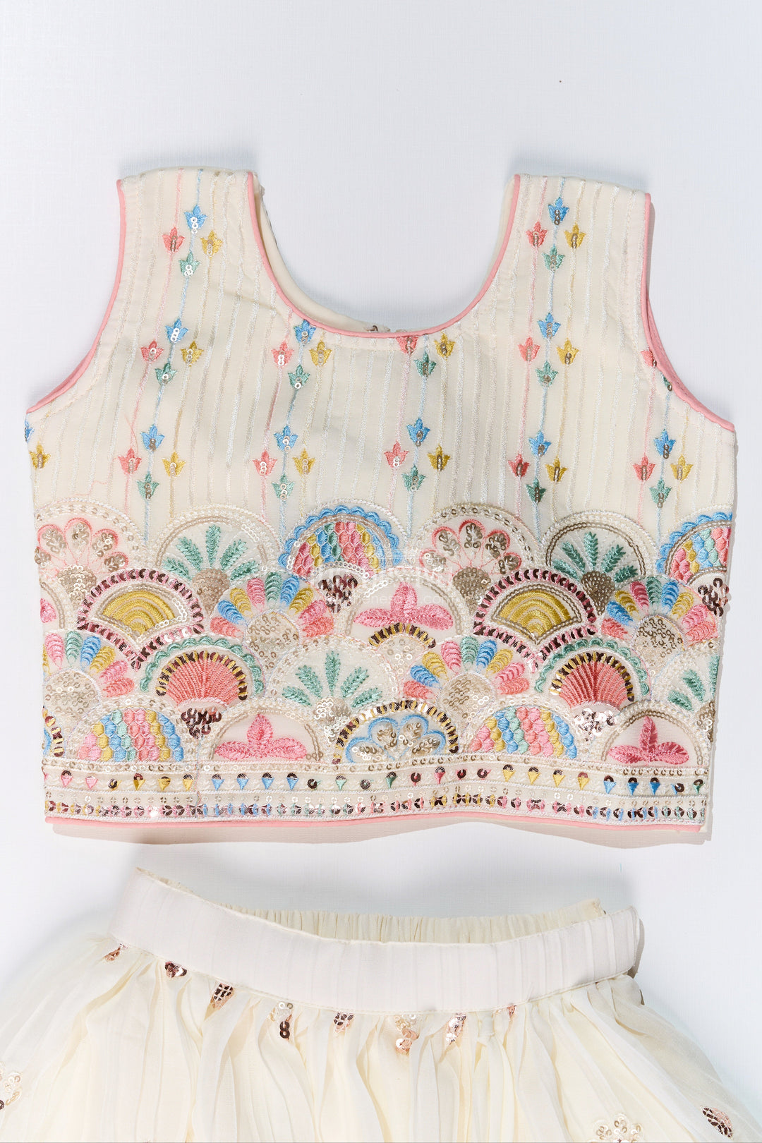 The Nesavu Girls Lehenga Choli Girls Stylish Lehenga Choli Design with Intricate Embroidery and Sequin Accents for Grand Occasions Nesavu Girls Stylish Lehenga Choli Design Embroidery Sequins Festive Wedding Wear | The Nesavu