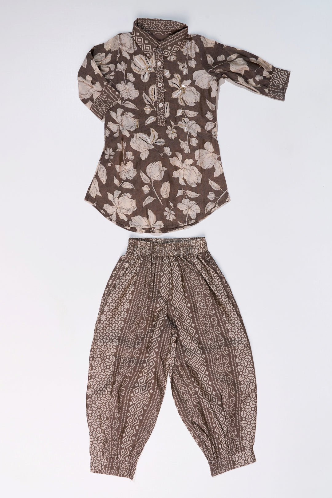 The Nesavu Girls Co-Ord Sets Girls Suit Co-Ord Set with Floral Printed Kurti and Ethnic Patterned Pants in Earthy Tones Nesavu Girls Suit Co-ord Set Floral Kurti Ethnic Patterned Pants Earthy Tones | The Nesavu