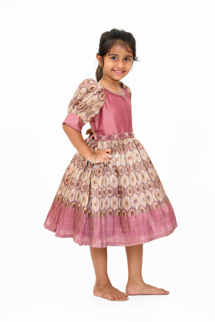 The Nesavu Silk Frock Graceful Girls Peach Organza Printed Fancy Frock with Puff Sleeves and Flared Hem Nesavu Girls Peach Organza Printed Fancy Frock Puff Sleeves Flared Hem | The Nesavu
