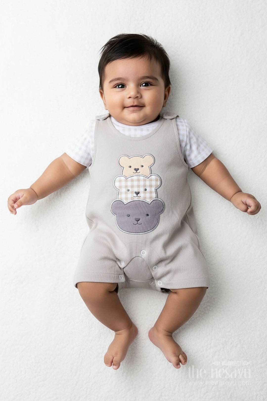 The Nesavu Boys Casual Set Gray Casual Outfit for Boys in Cotton with Teddy Patch Detail and Checkered Tee Two Piece Set Nesavu Nesavu Gray Casual Outfit Baby Boys Teddy Patch Checkered Tee Soft Cotton