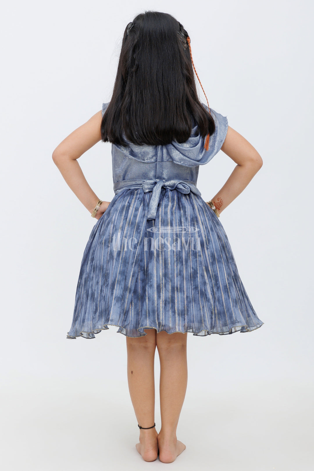 The Nesavu Girls Fancy Party Frock Gray Glazed Organza Short Party Frock with Scallop Pleats and Designer Applique for Girls Nesavu Gray Glazed Organza Short Party Frock with Scallop Pleats for Girls Nesavu