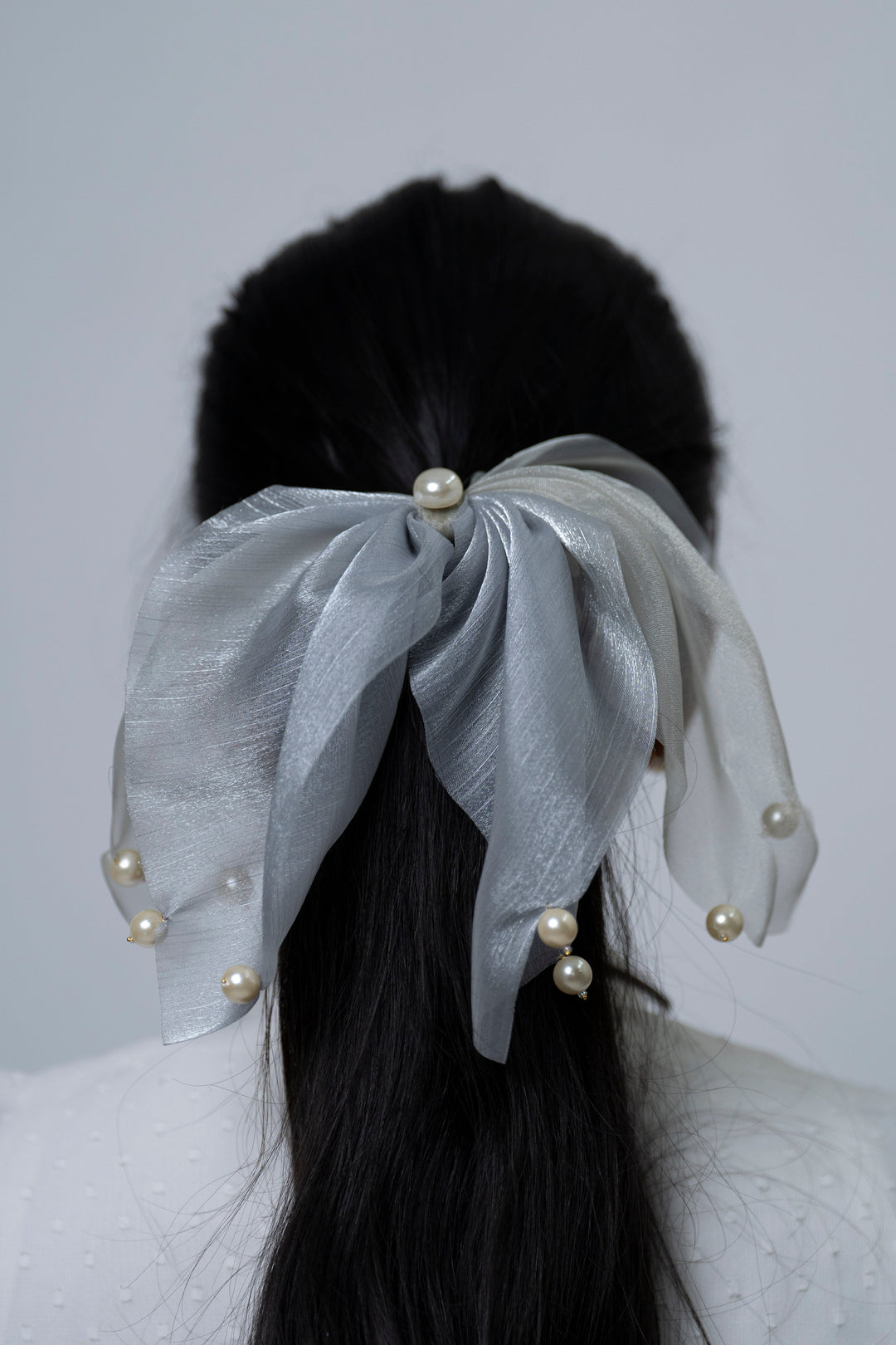The Nesavu Scrunchies / Rubber Band Grey Sheer Bow Hairband with Elegant Pearls Nesavu Gray JHS25E Grey Pearl Bow Hairband | Chic Accessory | The Nesavu