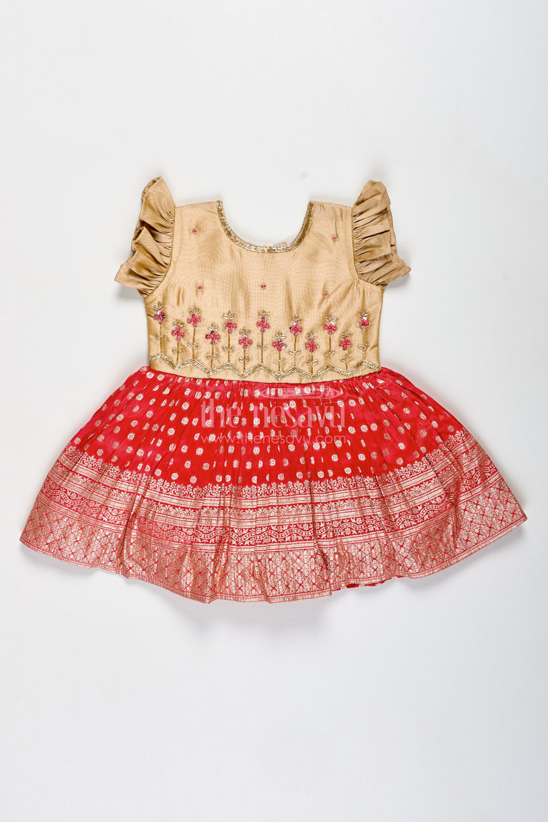The Nesavu Silk Frock Infant Girl Red Silk Frock with Golden Tissue Flare and Puff Sleeves Nesavu Nesavu Baby Girl Red Silk Frock With Golden Tissue Flare Ethnic Festive Dress