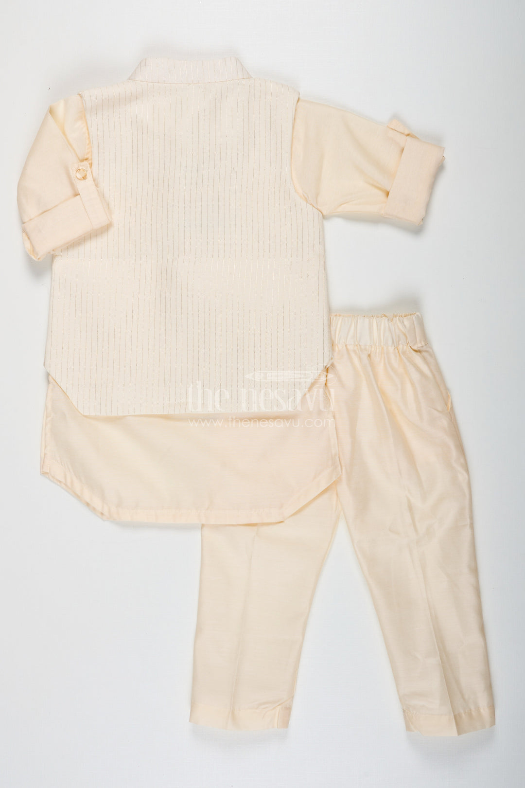 The Nesavu Boys Kurtha Set Ivory Kurta Set for Boys in Silk Blend with Designer Brooch Embellishment and Straight-Cut Pants Nesavu Ivory Kurta Set for Boys in Silk Blend with Brooch Embellishment and Stylish Jacket Design | The Nesavu