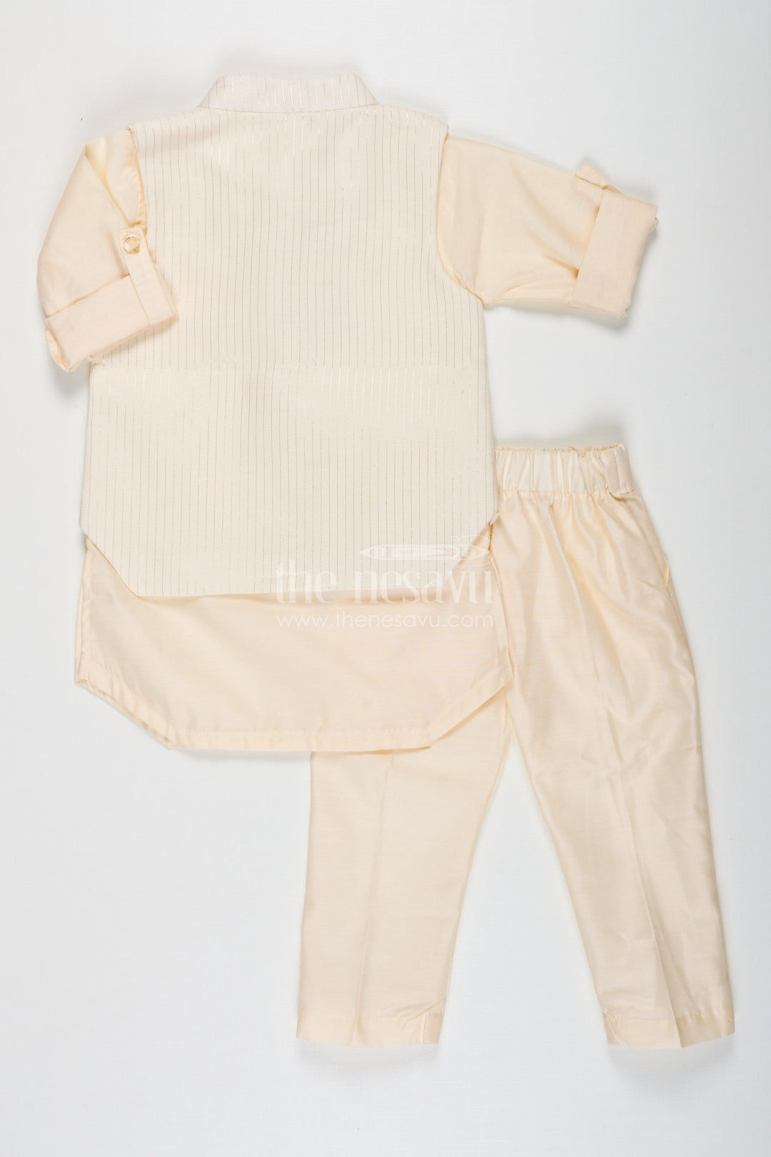 The Nesavu Boys Kurtha Set Ivory Kurta Set for Boys in Silk Blend with Designer Brooch Embellishment and Straight-Cut Pants Nesavu Ivory Kurta Set for Boys in Silk Blend with Brooch Embellishment and Stylish Jacket Design | The Nesavu