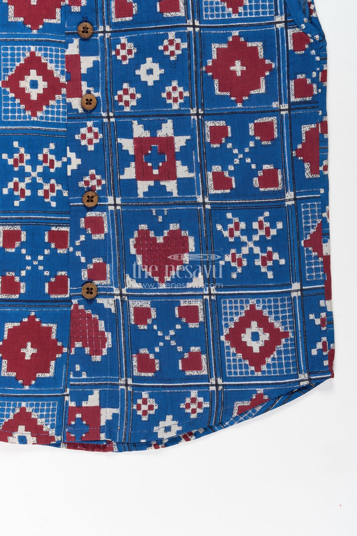 The Nesavu Baby Jablas Jabla Online Sleeveless Baby Shirt with Blue and Red Geometric Digital Prints for Boys Nesavu Jabla Online Cotton Sleeveless Baby Shirt Red Blue Geometric Digital Print | The Nesavu