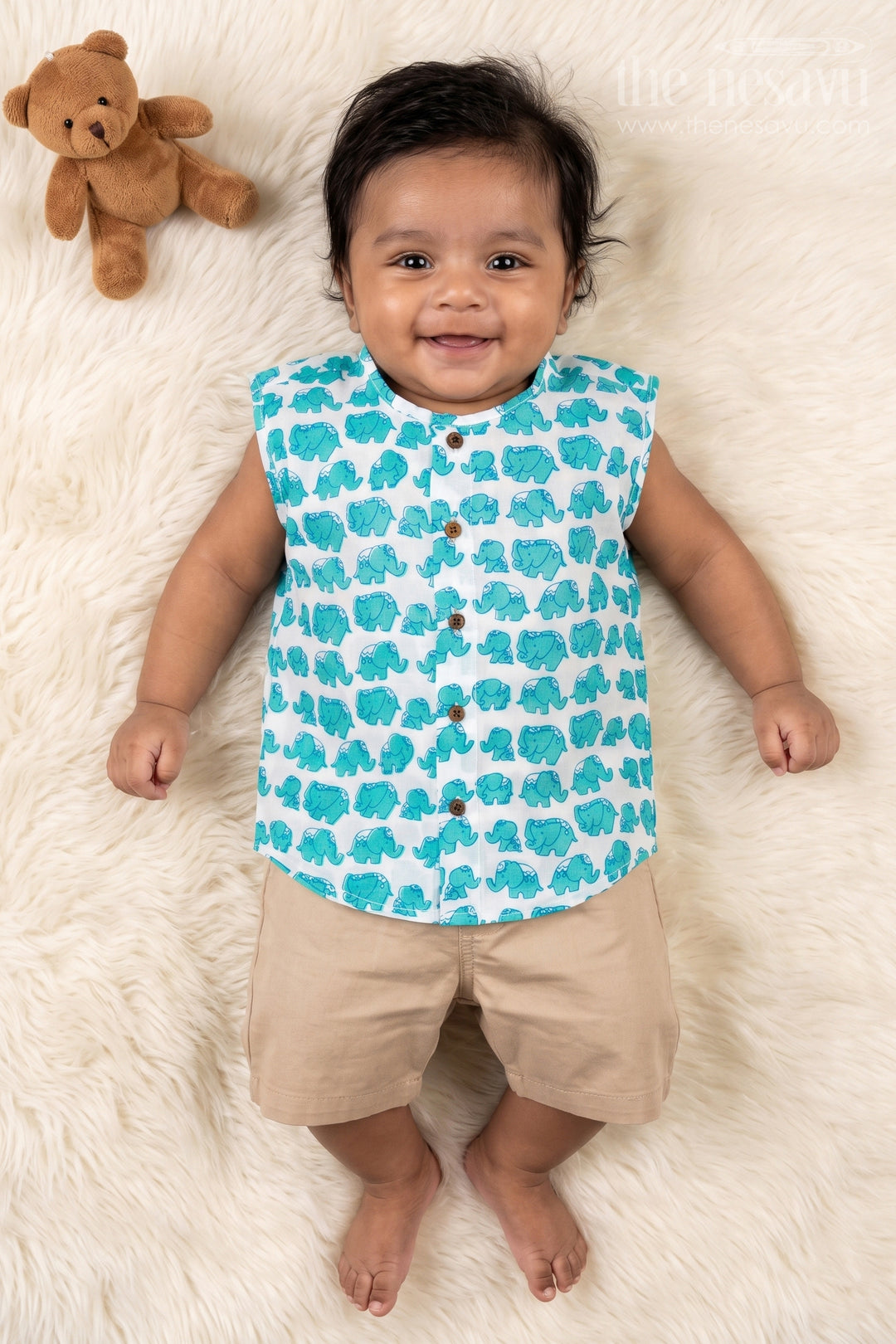 The Nesavu Baby Jablas Jablas for Newborn Boys Sleeveless Cotton Shirt with Cute Elephant Digital Print in Teal and White Nesavu 10 (NB) / Green IF033A-10 Jablas Newborn Boys Cotton Sleeveless Shirt Teal Elephant Digital Print Wooden Buttons | The Nesavu