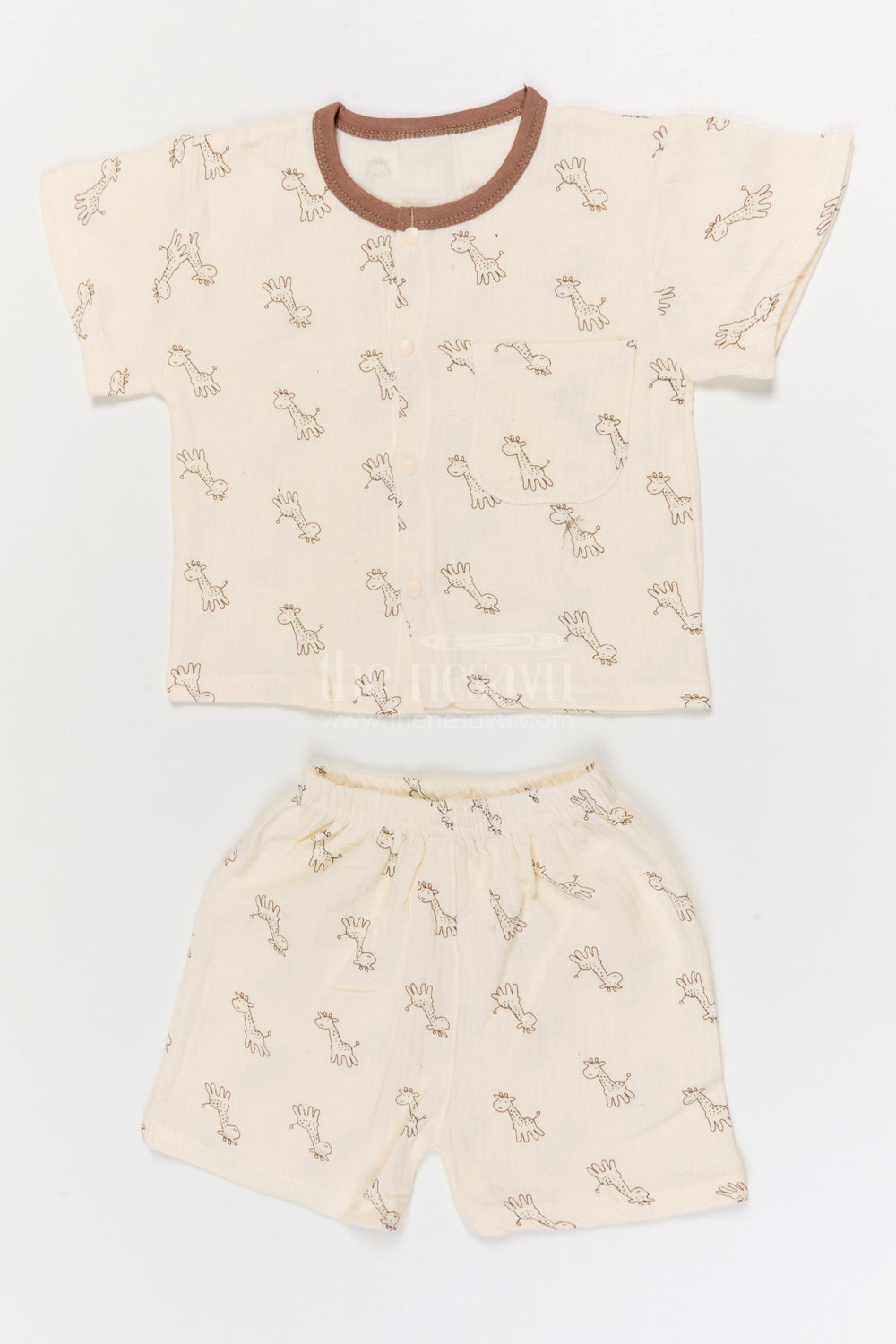 The Nesavu Night Dress Kids Cotton Night Suit with Giraffe Print for Comfortable Sleep Nesavu 10 (NB) / Half white / Muslin Cotton NS059A-10 Nesavu Kids Muslin Cotton Giraffe Print Night Suit For Breathable Sleepwear