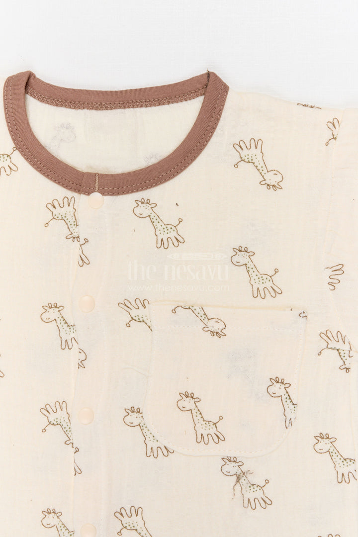 The Nesavu Night Dress Kids Cotton Night Suit with Giraffe Print for Comfortable Sleep Nesavu Nesavu Kids Muslin Cotton Giraffe Print Night Suit For Breathable Sleepwear