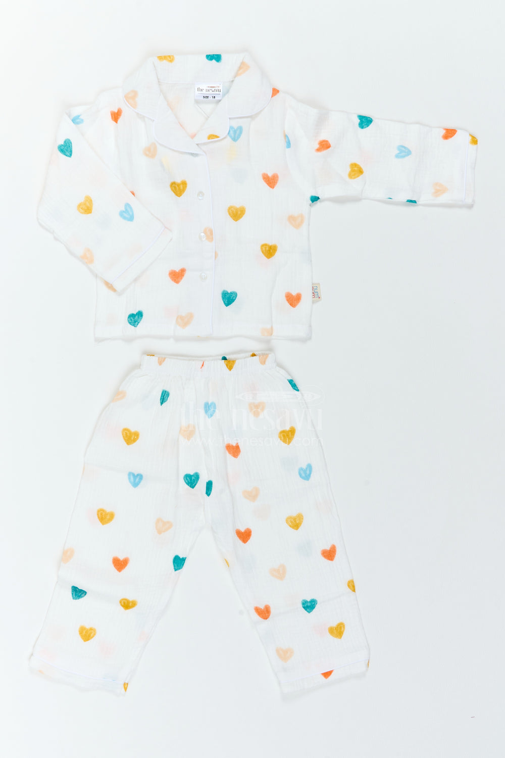 The Nesavu Night Dress Kids Muslin Night Suit for Bedtime Comfort and Relaxed Sleep Nesavu 18 (2Y) / off white / Muslin NS082A-18 Nesavu Kids Muslin Night Suit For Bedtime Sleepovers With Heart Print Shirt And Full Length Pajama