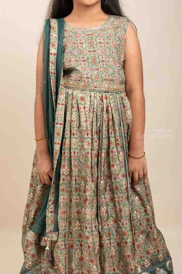 The Nesavu Girls Lehenga Choli Little Green Girlshimmering Lehenga and Crop Top with Designer Dupatta for Girls Nesavu Traditional And Elegant Printed Choli And Skirt | The Nesavu