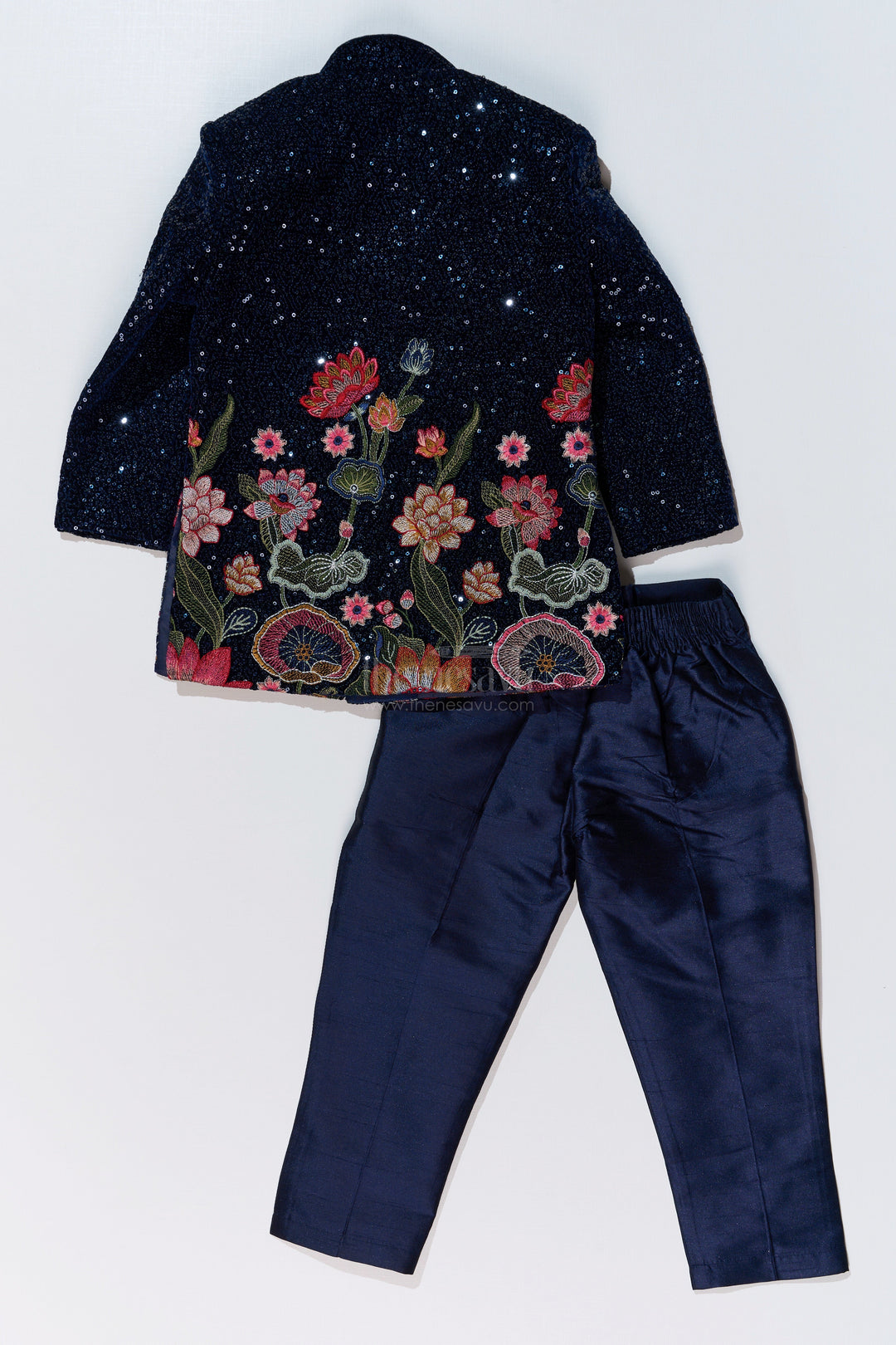 The Nesavu Boys Sherwani Luxurious Boys Sherwani Set with Velvet Designer Embroidery and Classic Black Pants Nesavu Luxurious Boys Sherwani Set Velvet Designer Embroidery Classic Black Pants | The Nesavu