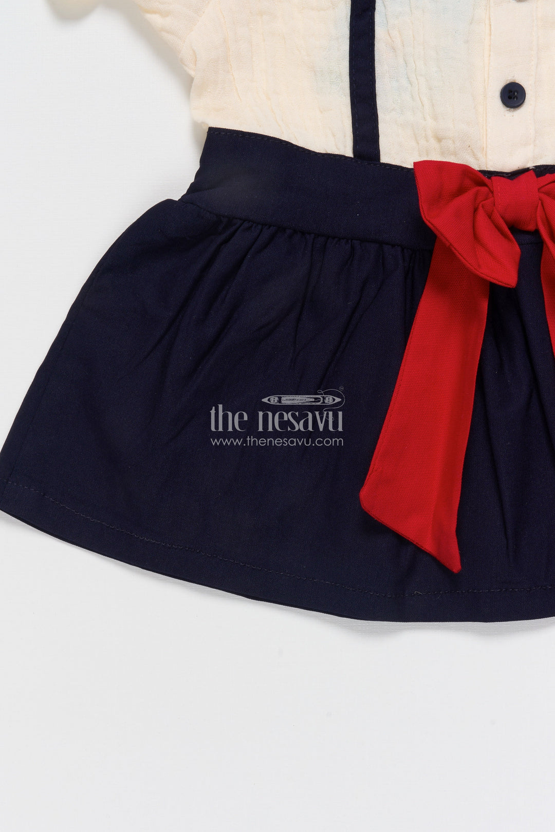 The Nesavu Baby Cotton Frocks Muslin Cotton Frock for Baby Girls with Bow Detail and Button Front Nesavu Nesavu baby girl muslin cotton frock red bow  perfect birthdays casual celebrations