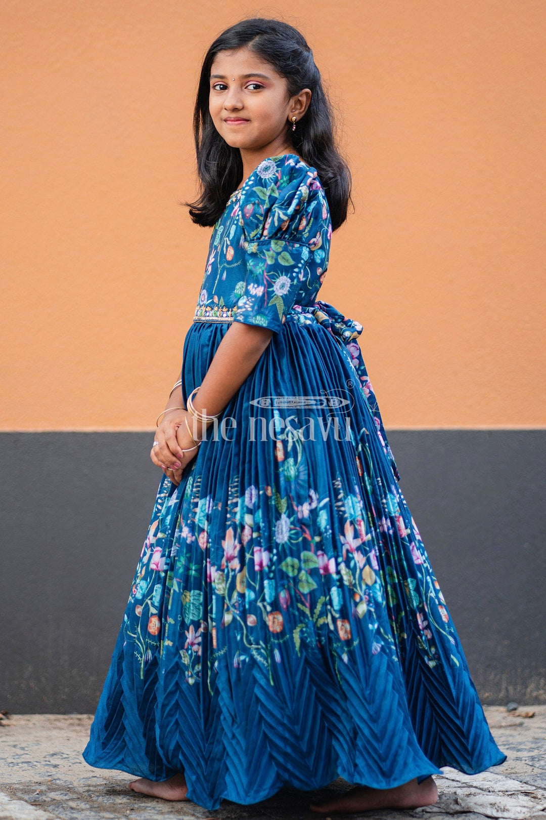 The Nesavu Girls Party Gown Navy Blue Girls Party Gown with Floral Embroidery and Puffed Sleeves for Formal Events Nesavu Nesavu Navy Blue Girls Party Gown Floral Embroidery Puffed Sleeves Special Occasions