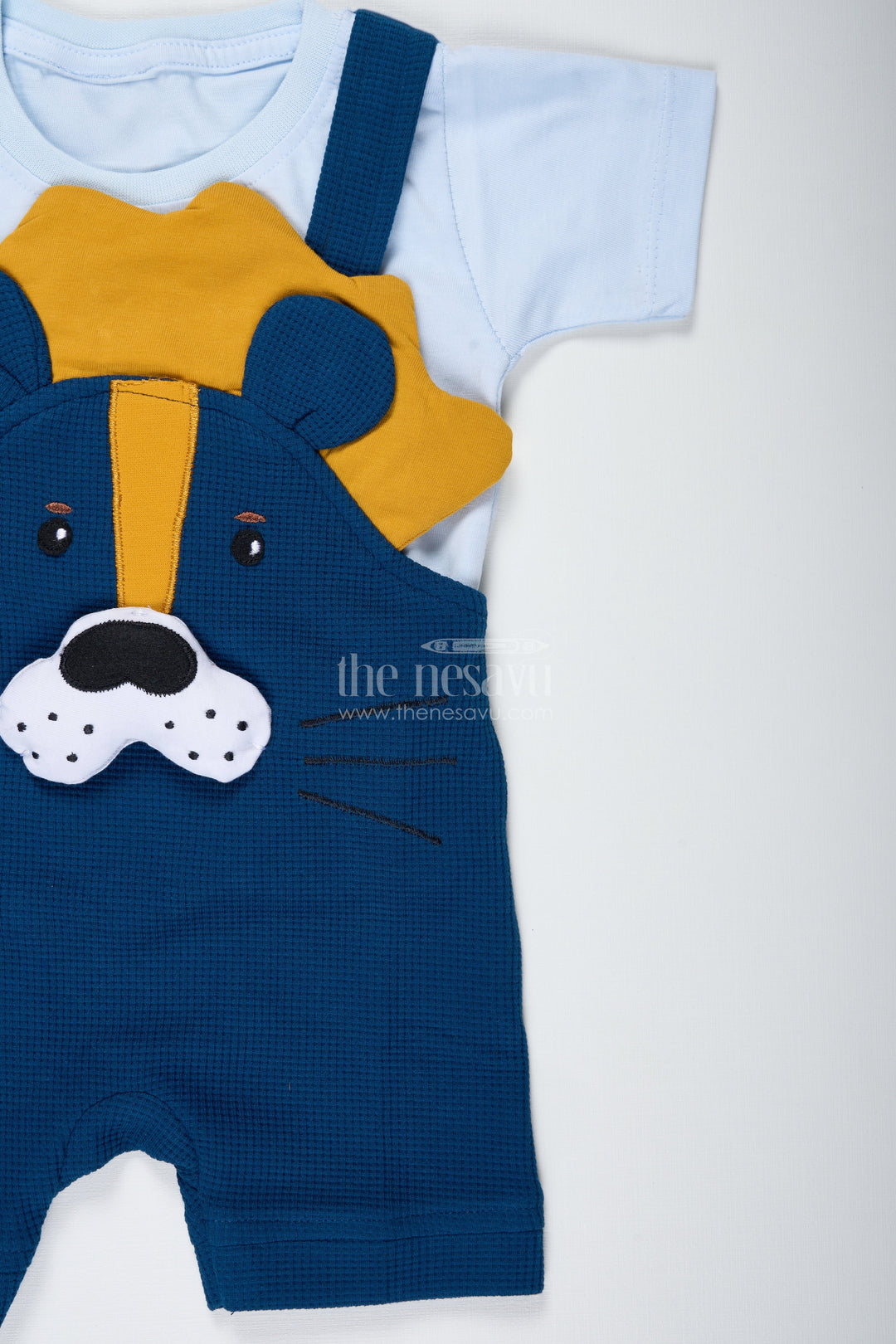 The Nesavu Boys Casual Set Newborn Bear Outfit for Boys in Waffle Knit Cotton with Dog Face Applique and Bold Contrast Tee Nesavu Nesavu Newborn Bear Outfit Boys Waffle Knit Cotton Contrast Tee Bear Applique