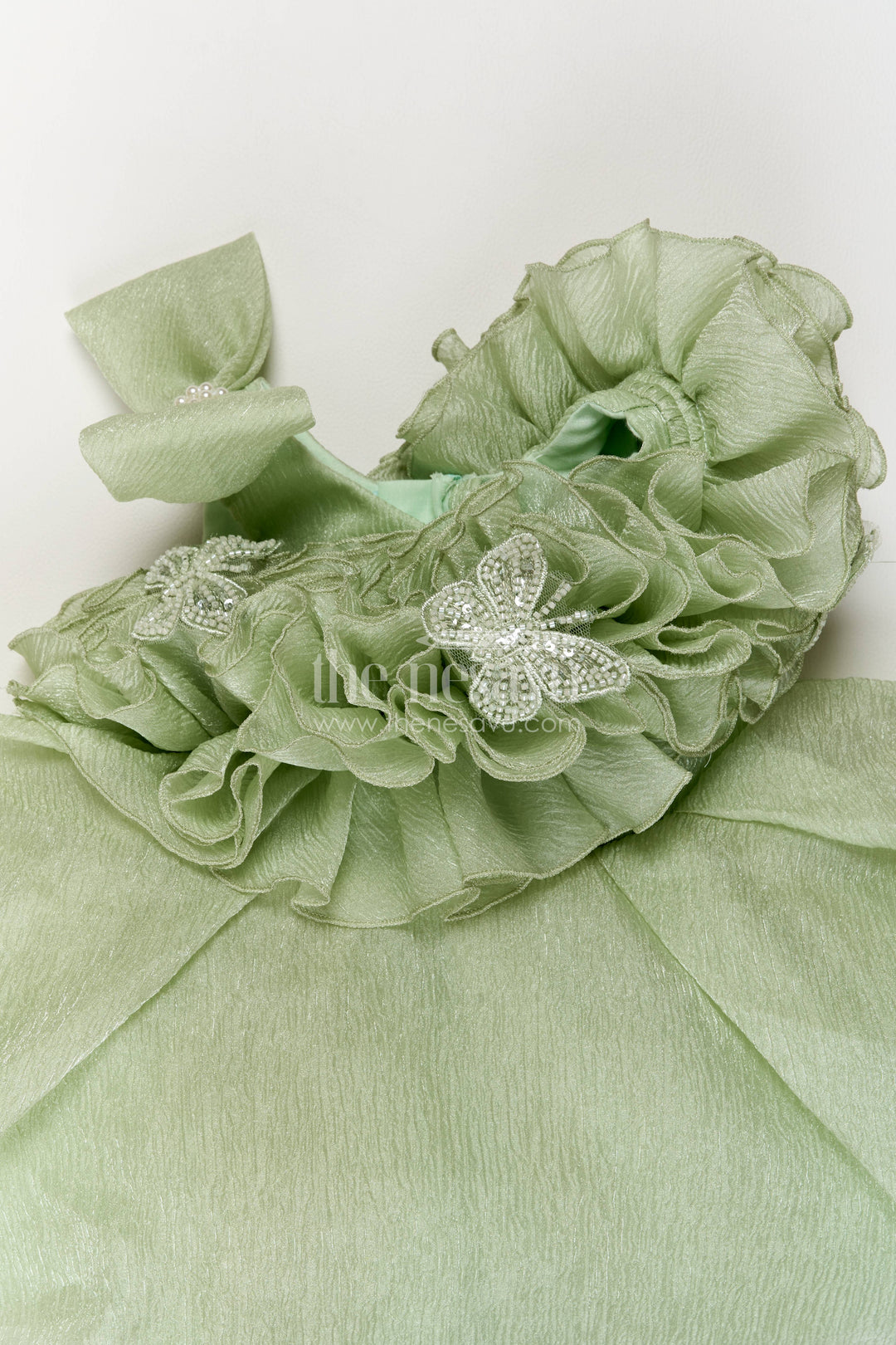 The Nesavu Girls Fancy Party Frock Party Dress for Girls with Floral Detailing for Festive Occasions Nesavu Nesavu Party Dress For Girls With Floral Detailing For Weddings