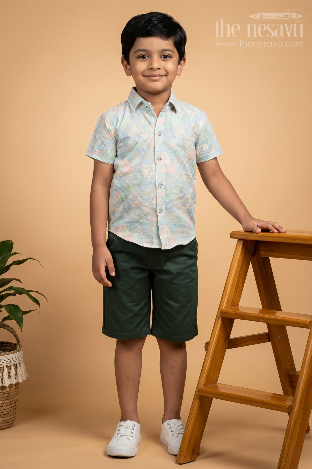 The Nesavu Boys Casual Set Pastel Prism Boys Casual Shirt and Shorts Ensemble Nesavu 16 (1Y) / Green / Popcorn Polysilk BCS014A-16 Shop Boys Pastel Geometric Shirt Sets | The Nesavu