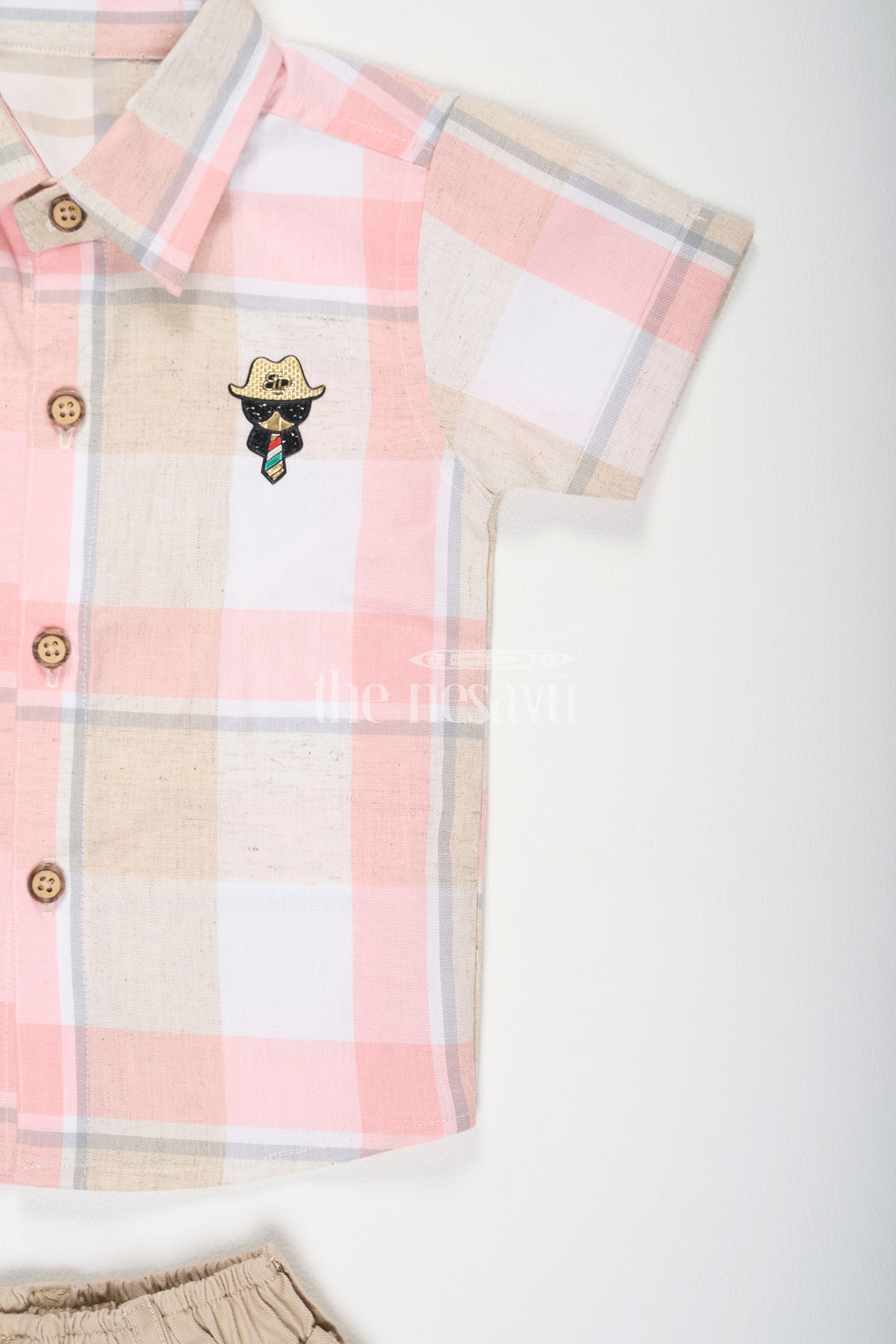 The Nesavu Boys Casual Set Peach Checked Half Sleeve Shirt and Beige Cargo Shorts Set for Boys Nesavu Peach Checked Half Sleeve Shirt and Beige Cargo Shorts Set for Boys - Nesavu