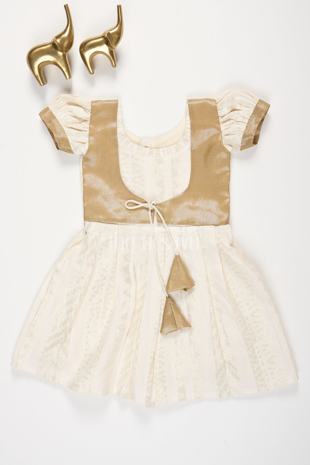 The Nesavu Girls Cotton Frock Pew Cotton Cream Frock with Gold Tissue Jacket and UShaped Neckline for Girls Nesavu 20 (3Y) / Cream GFC1385A-20 Pew Cotton Cream Frock with Gold Tissue Jacket and U-Shaped Neckline for Girls Nesavu