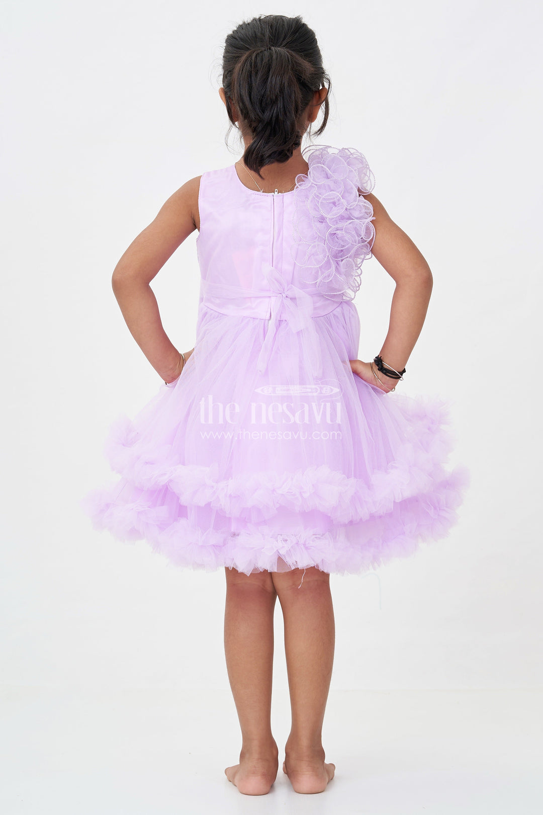 The Nesavu Girls Fancy Party Frock Princess Dress Purple for Girls in Net with Layered Frills and Glitter Bow Accent Nesavu Princess Dress Purple Girls Net Sequin Bodice Frilly Tulle Skirt | The Nesavu