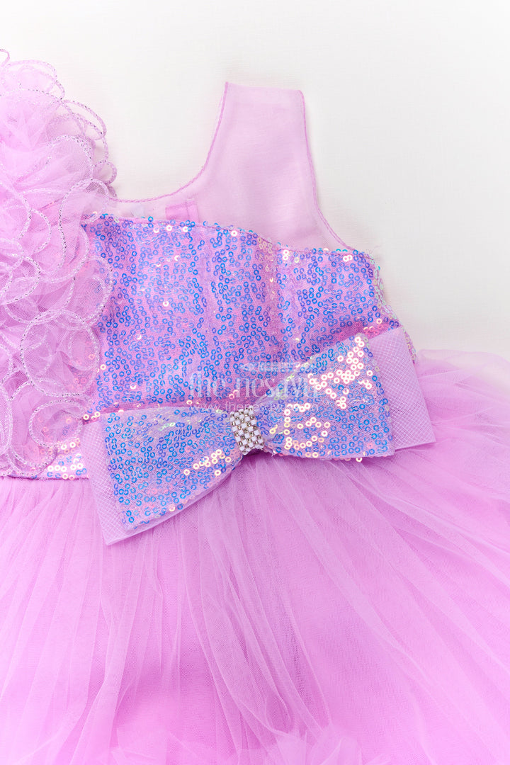 The Nesavu Girls Fancy Party Frock Princess Dress Purple for Girls in Net with Layered Frills and Glitter Bow Accent Nesavu Princess Dress Purple Girls Net Sequin Bodice Frilly Tulle Skirt | The Nesavu