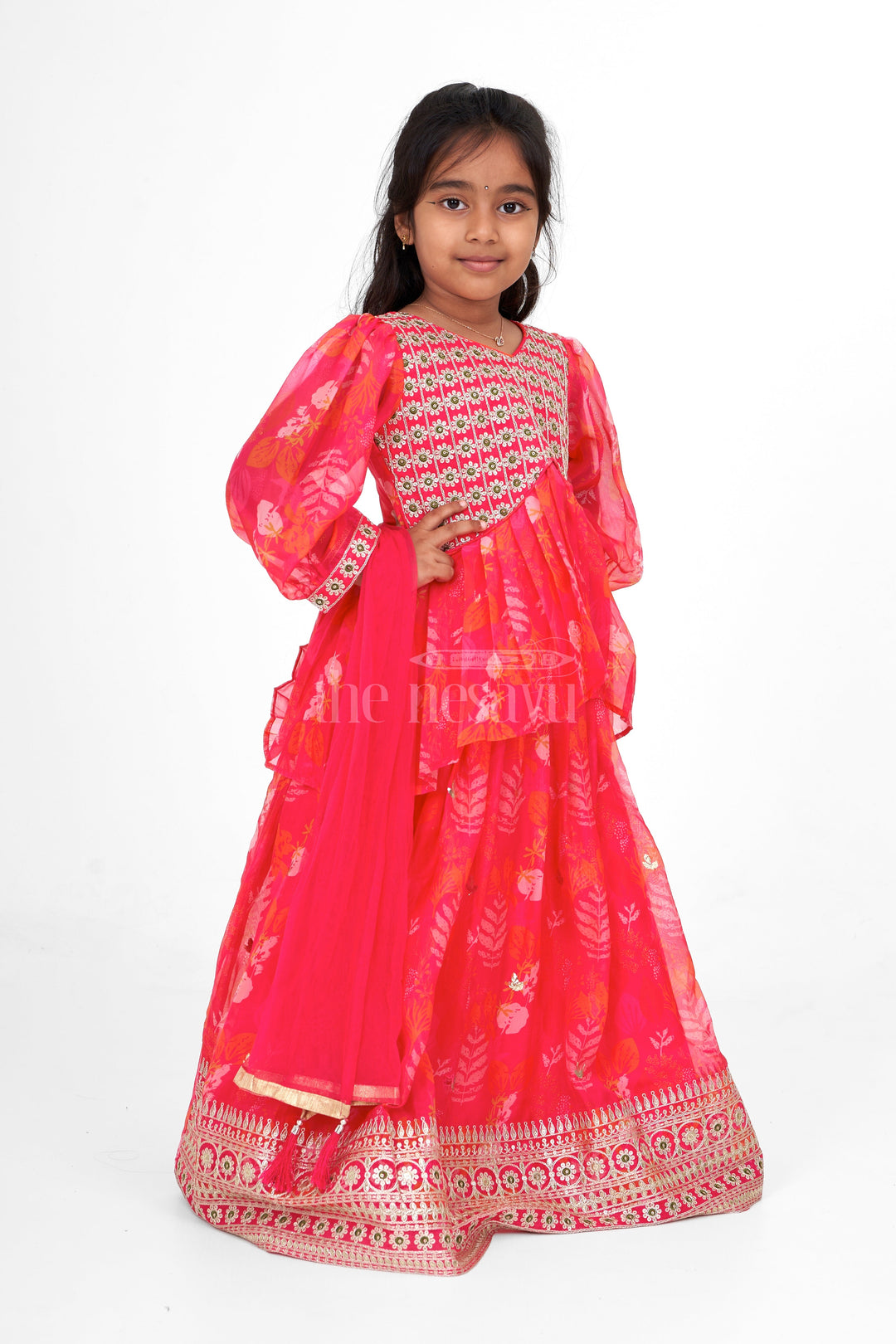 The Nesavu Girls Lehenga Choli Red Girls Lehenga Choli with Floral Embroidery and Puffy Sleeves for Festive Events Nesavu Nesavu Red Girls Lehenga Choli Floral Embroidery Puffy Sleeves Special Occasions