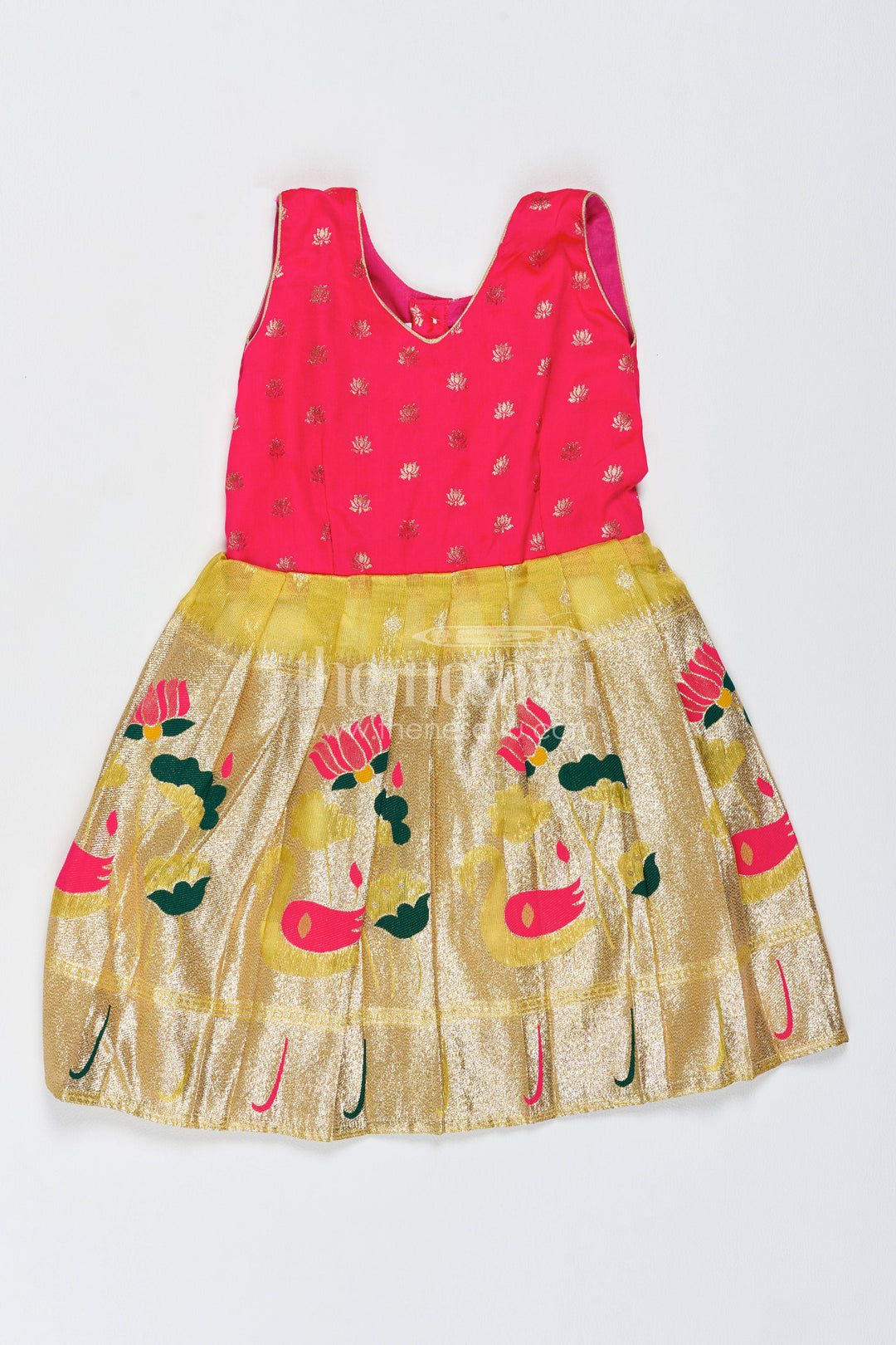 The Nesavu Silk Frock Silk Frock for Girls with Jacquard Weave for Family Functions Nesavu 20 (3Y) / Red / Semi Banarasi SF1188A-20 Nesavu Silk Frock For Girls In Red With Jacquard For Portrait Days SF1188A-20