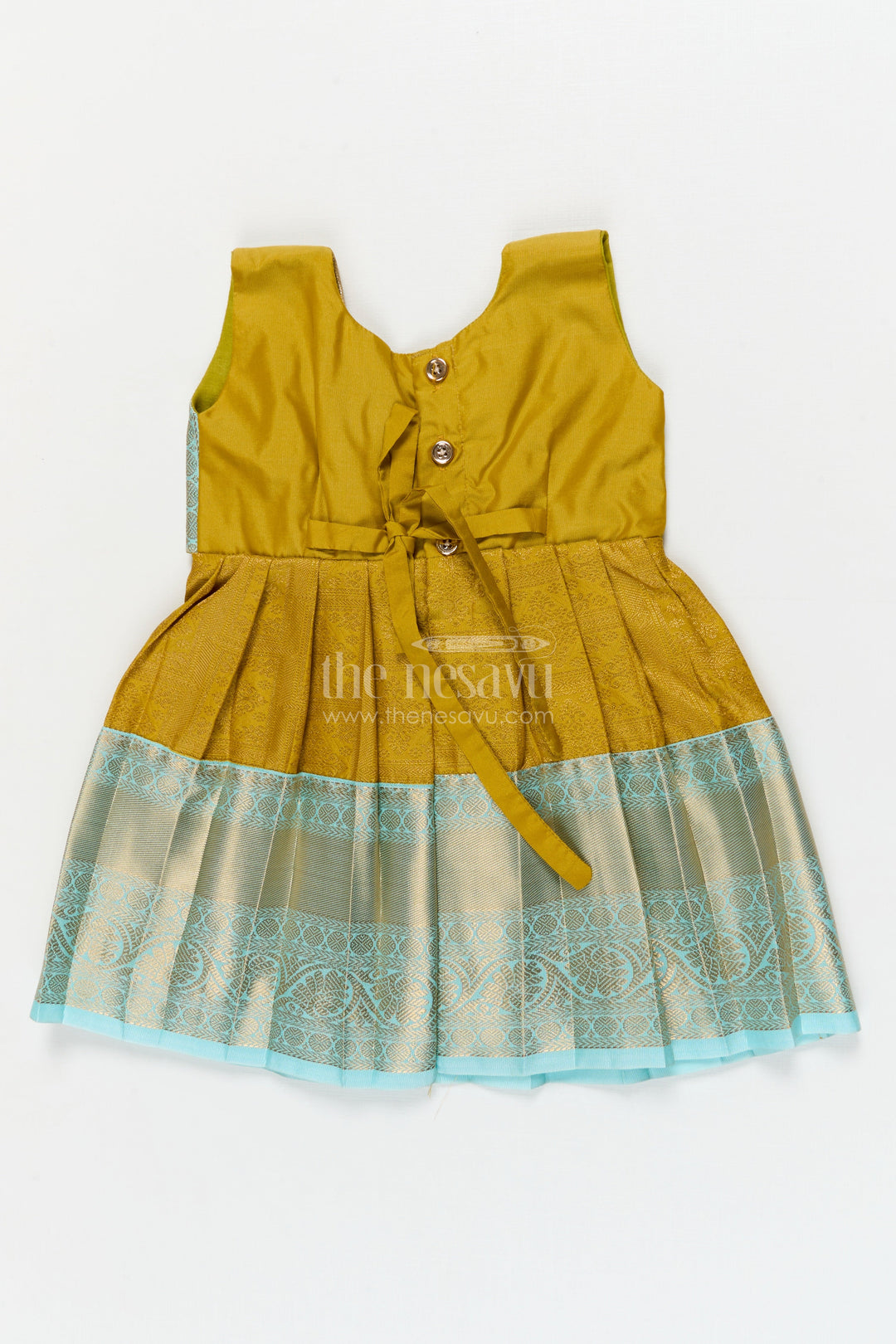 The Nesavu Girls Kanchi Silk Frock Silk Frock for Toddler Girls with Jacquard Kanchivaram Saree Inspired Festive Design Nesavu Nesavu toddler girl silk frock with jacquard Kanchivaram inspired zari borders for festive and traditional wear
