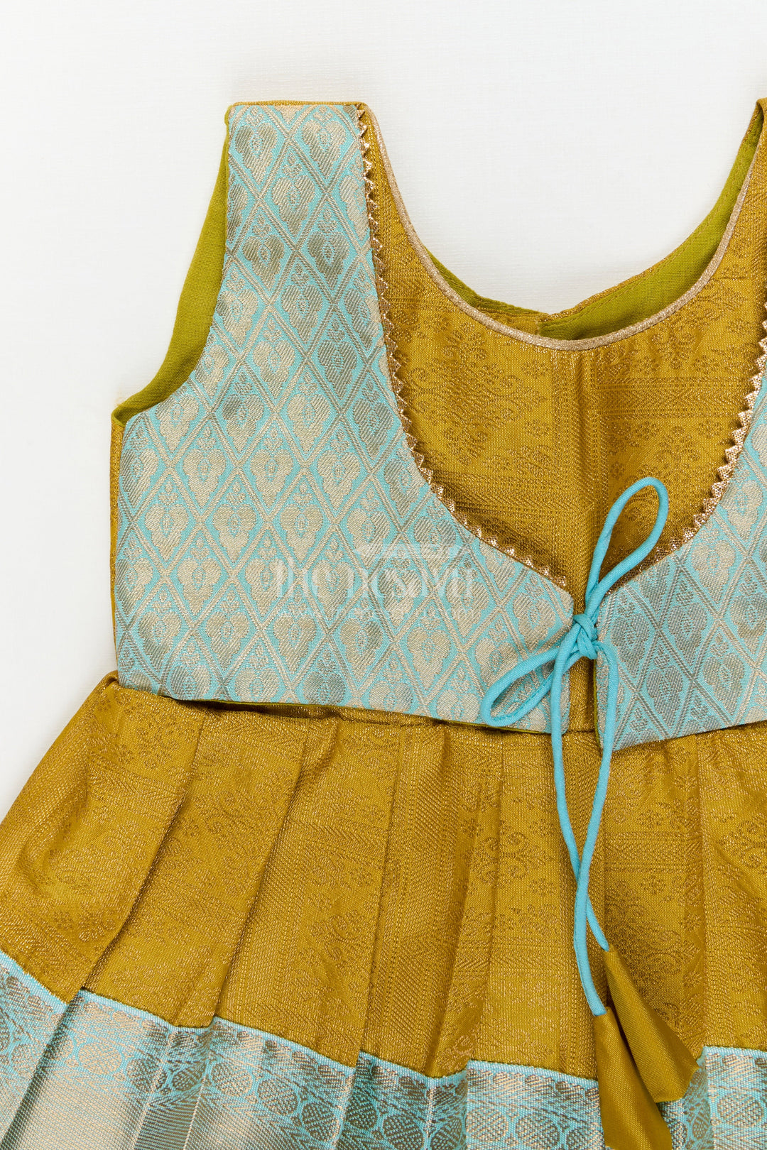 The Nesavu Girls Kanchi Silk Frock Silk Frock for Toddler Girls with Jacquard Kanchivaram Saree Inspired Festive Design Nesavu Nesavu toddler girl silk frock with jacquard Kanchivaram inspired zari borders for festive and traditional wear