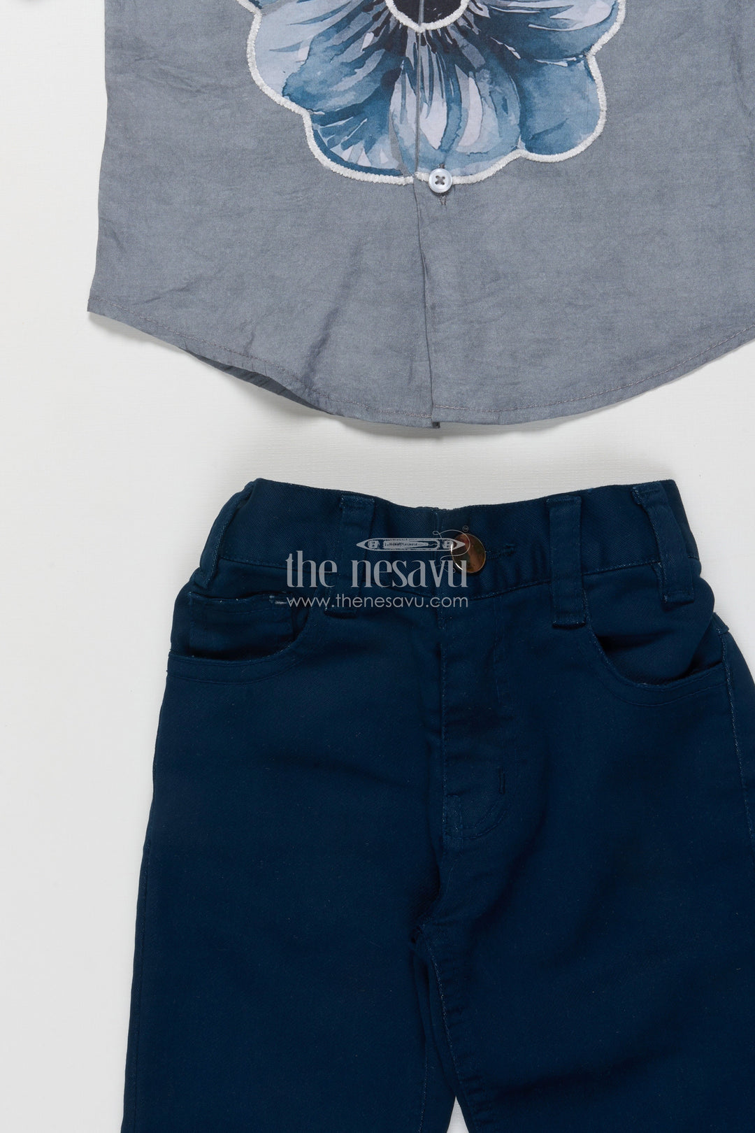 The Nesavu Boys Casual Set Statement Floral Casual Outfit for Boys with Cotton Blend Comfort Nesavu Nesavu boys printed cotton blend casual shirt pant set large floral motif