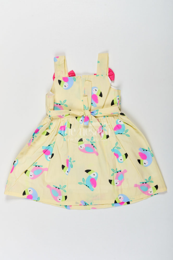 The Nesavu Baby Fancy Frock Stylish Frock Short Dress for Baby Girls in Pure Cotton with Bird Print and Bow Embellishments Nesavu Nesavu Frock Short Dress Baby Girls Pure Cotton Bird Print Bow Embellishments