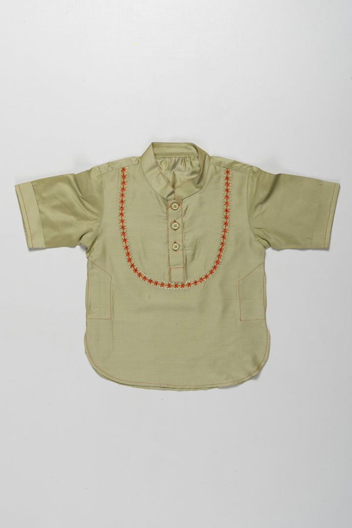 The Nesavu Boys Kurtha Shirt Stylish Green Boys Kurta Shirt with Embroidered Placket - Ideal for Festive Occasions Nesavu 16 (1Y) / Green / Blend Silk BS139B-16 Stylish Green Boys Kurta Shirt with Embroidered Placket | Ideal for Festive Occasions | The Nesavu