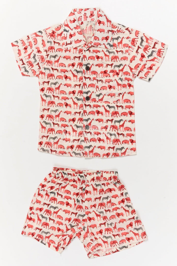 The Nesavu Boys Casual Set Toddler Boys Cotton Set with Animal Print for Everyday Wear Nesavu 16 (1Y) / Multicolor BCS544A-16 Nesavu boys cotton casual set with animal digital print for toddler daily wear