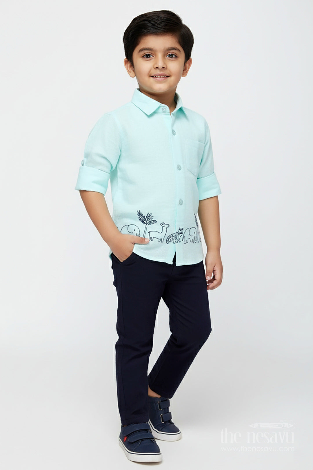 The Nesavu Boys Casual Set Toddler Boys Mint Muslin Cotton Embroidered Shirt and Navy Pants Set Nesavu 14 (6M) / Blue BCS386A-14 Nesavu toddler boys mint muslin cotton shirt with animal embroidery and navy pants