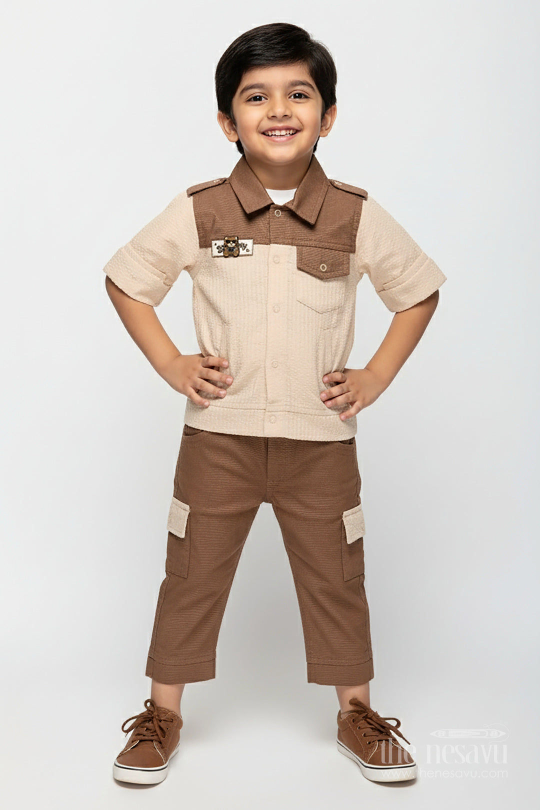 The Nesavu Boys Casual Set Toddler Boys Seersucker Cotton Safari-Style Shirt and Cargo Pants Set Nesavu 14 (6M) / Brown BCS390A-14 Nesavu toddler boys seersucker cotton safari shirt, cargo pants, T-shirt and cap set