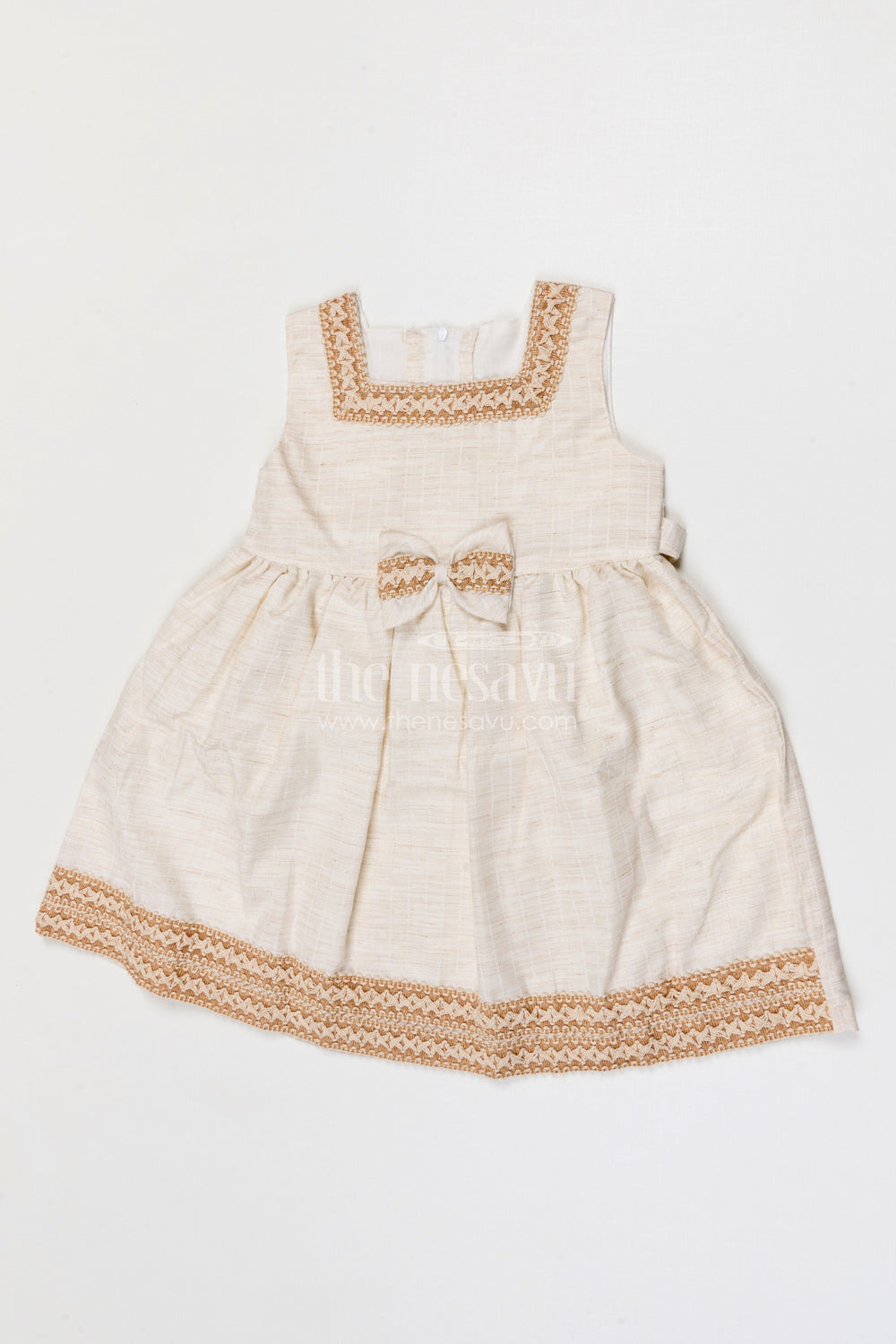 The Nesavu Girls Cotton Frock Toddler Girl Cotton Frock for Casual Outings and Playdates Nesavu Nesavu toddler girl cotton blend frock for casual outings and playdates with comfortable flared design