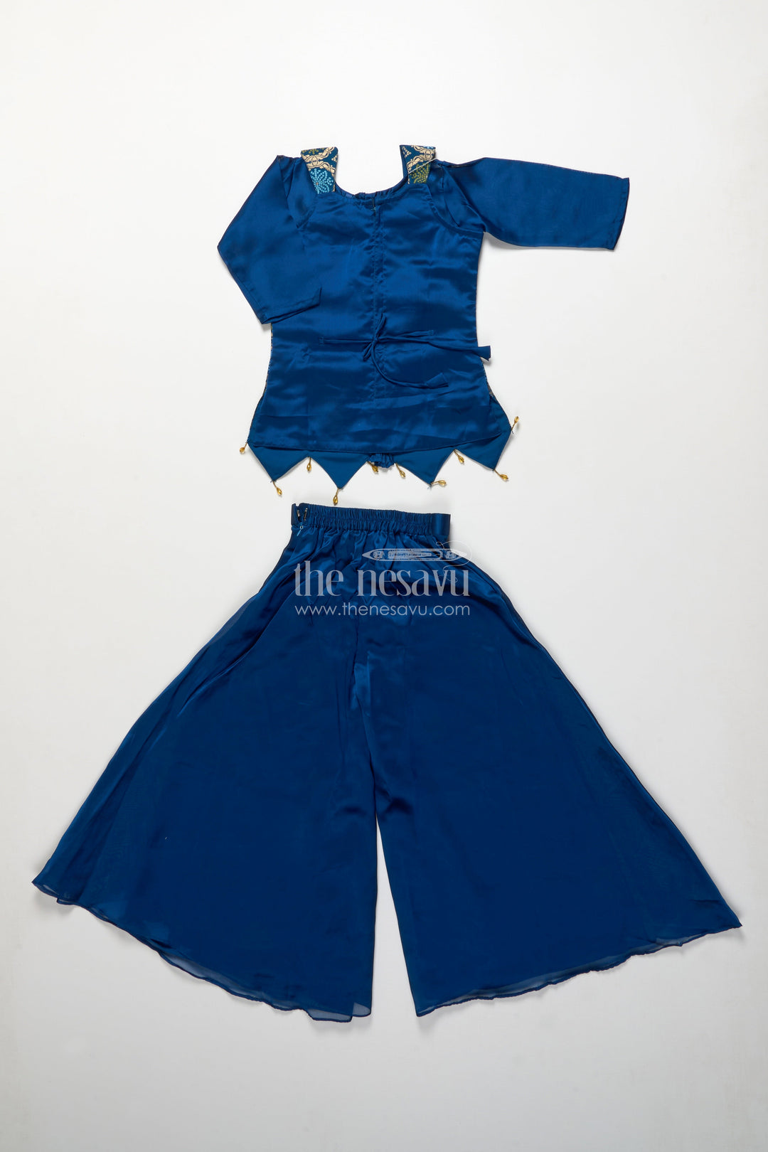 The Nesavu Girls Sharara / Plazo Set Traditional Girls Ethnic Set with Sleeveless Blouse and Flared Pants Nesavu Nesavu girls ethnic palazzo set jacquard blouse weddings cultural events