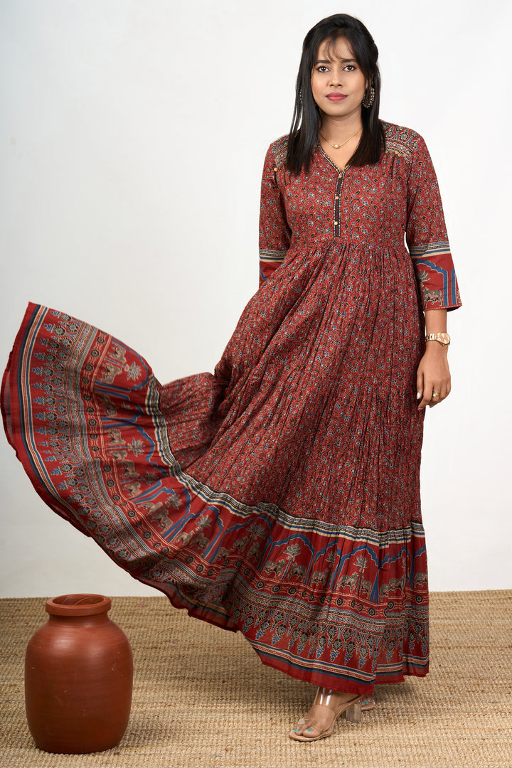 The Nesavu Womens Flared Kurthas Traditional Rust Cotton Women'S Flared Kurtha with Intricate Patterns Nesavu Traditional Rust Cotton Flared Kurtha Intricate Patterns Women | The Nesavu