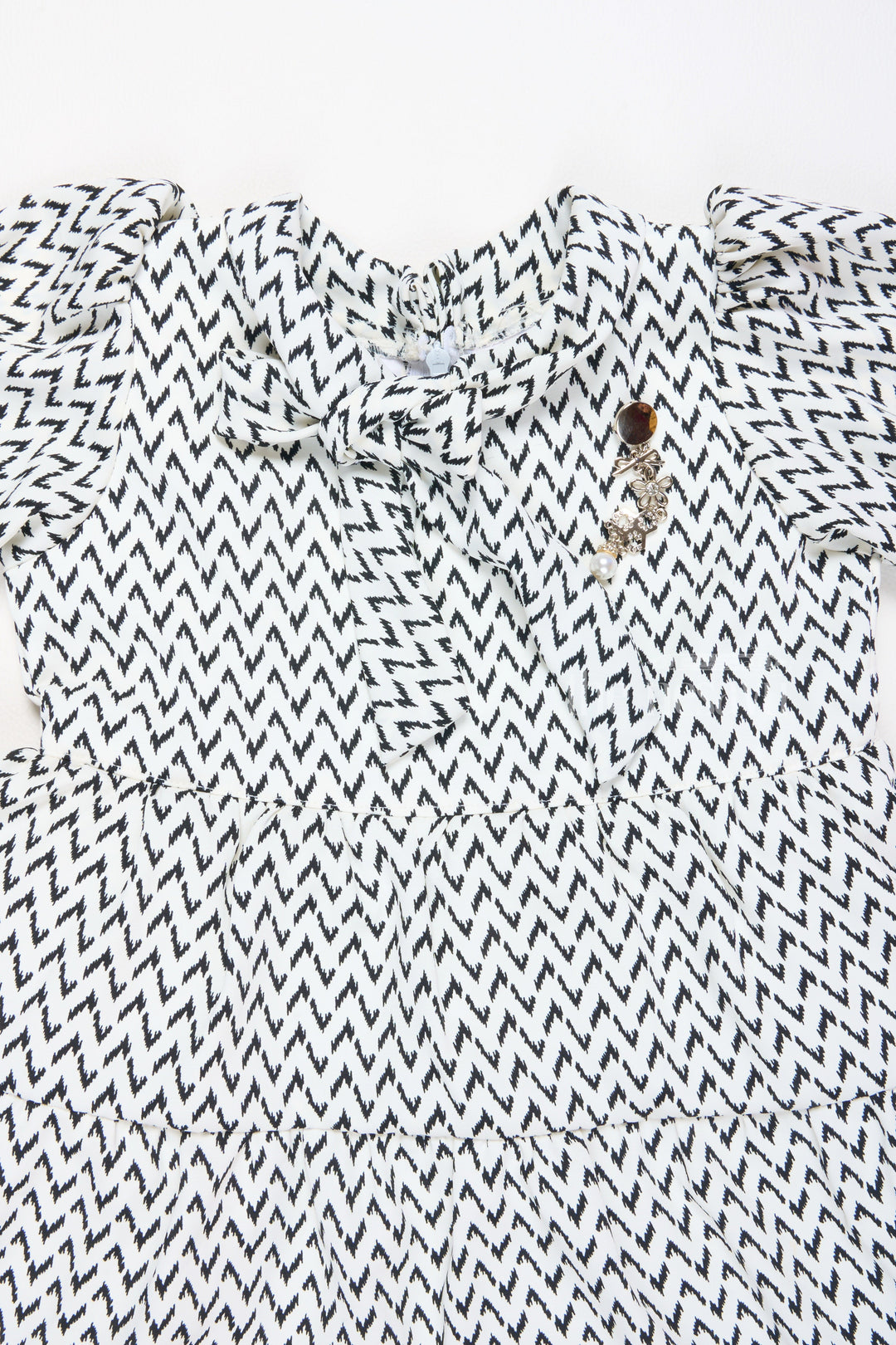 The Nesavu Girls Fancy Frock Trendy Black and White New Frock Design for Girls with Chevron Pattern Nesavu Black White New Frock Design Girls Chevron Print Ruffles | The Nesavu