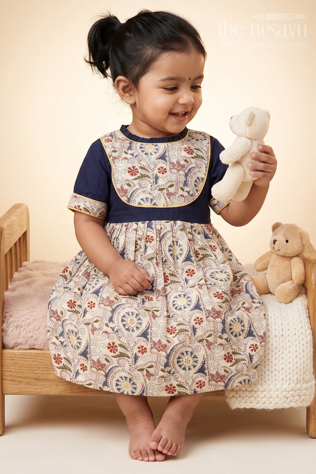 The Nesavu Baby Cotton Frocks Vintage Florals: Toddler Cotton Dress for Little Girls Nesavu 14 (6M) / Blue / Cotton BFJ493A-14 Navy blue Paisley Print Toddler dress | The Nesavu