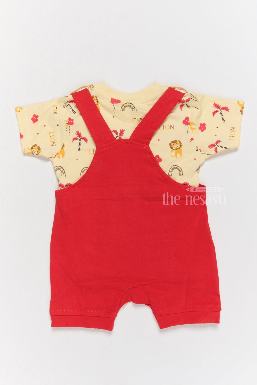The Nesavu Baby Casual Sets Western Newborn Outfits Red Lion-Themed Dungaree with Printed Yellow T-Shirt Nesavu Western Newborn Outfits Red Lion Dungaree Printed Yellow T-Shirt | The Nesavu