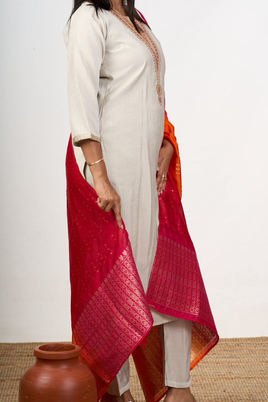 The Nesavu Womens Straight Suit Sets Women’S Festival Fashion in Ivory Art Silk with Embellished Dupatta Nesavu Ivory Art Silk Womens Festival Fashion Kurta Set Vibrant Embellished Dupatta | The Nesavu